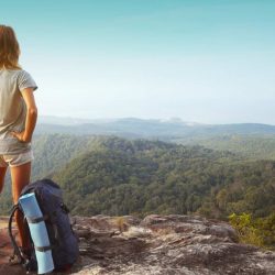 ¿Cómo lucir hermosa en un viaje por carretera? Trucos de belleza y maquillaje