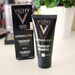 Cosas que toda chica debe saber sobre las bases de maquillaje: Mi experiencia con Vichy Dermablend